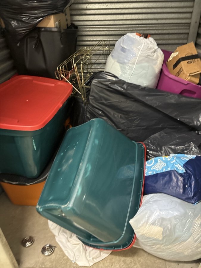 5 x 5 storage unit in Justice, IL
