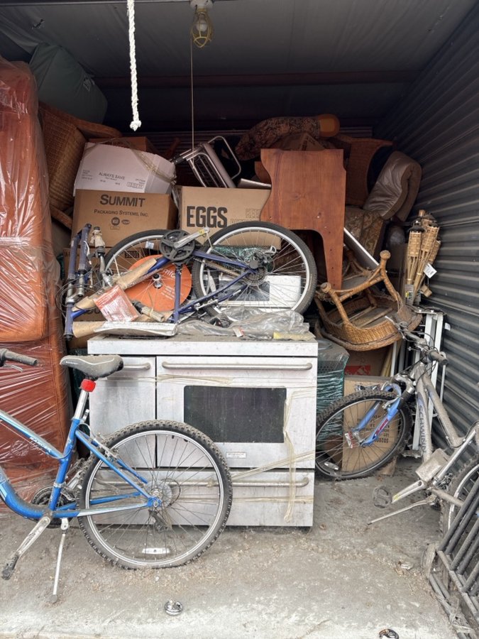 10 x 15 storage unit in Justice, IL