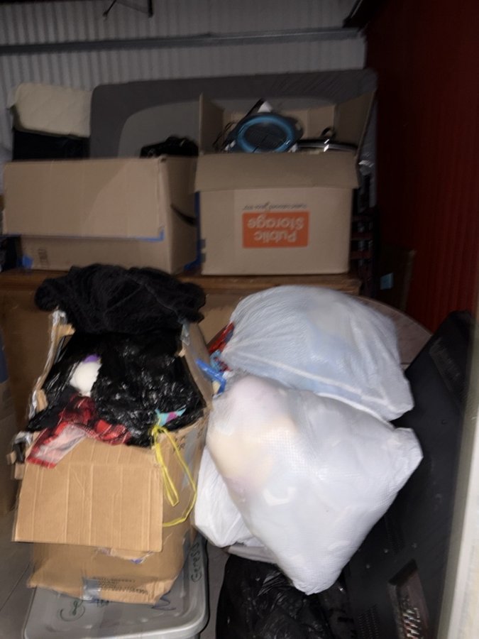 10 x 10 storage unit in Alsip, IL