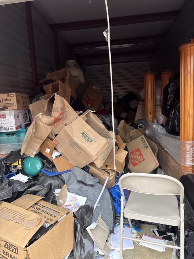 10 x 30 storage unit in Country Club Hills, IL
