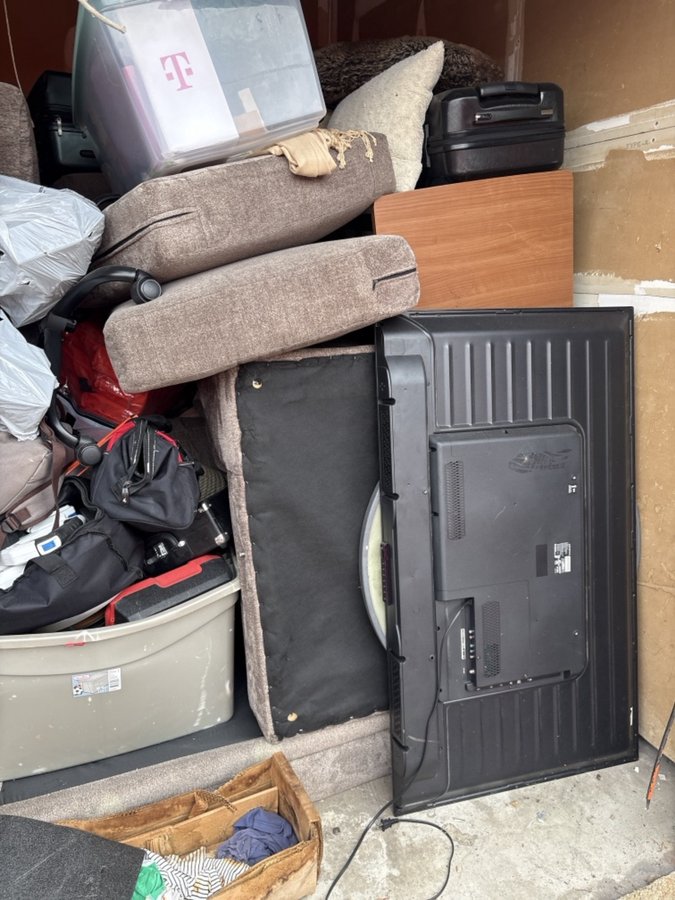 10 x 10 storage unit in Bridgeview, IL