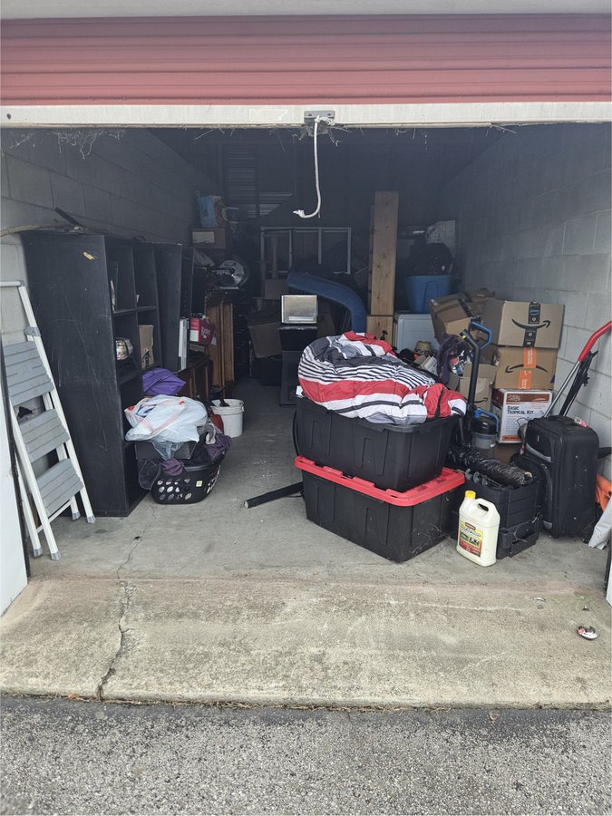 10 x 20 storage unit in West Columbia, SC