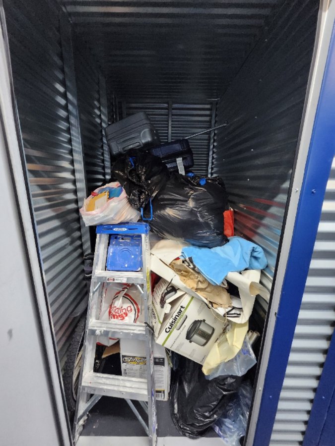 4 x 6 storage unit in Brooklyn, NY