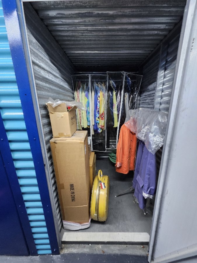 6 x 5 storage unit in Bronx, NY