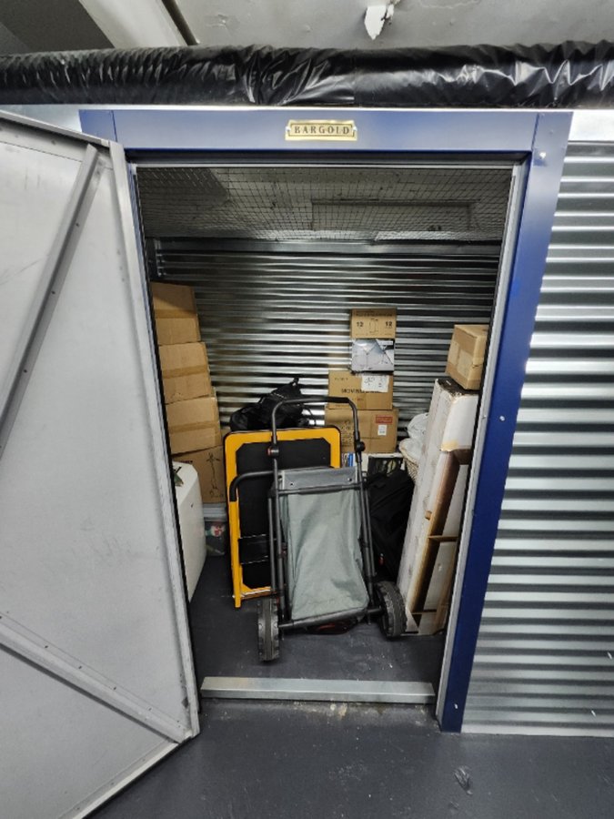 10 x 4 storage unit in New York, NY