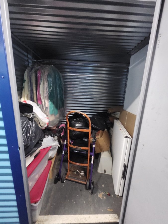 6 x 7 storage unit in Brooklyn, NY