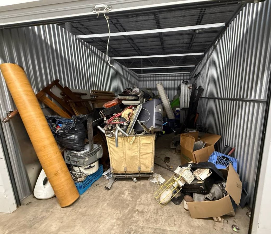 10 x 20 storage unit in Indianapolis, IN