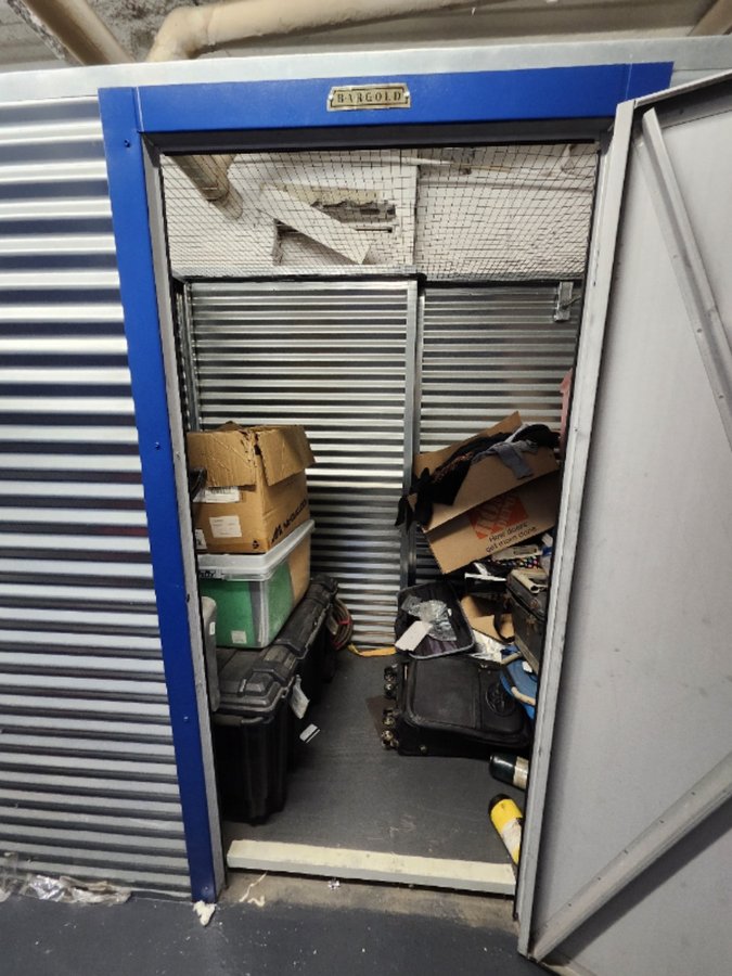 8 x 4 storage unit in Bronx, NY
