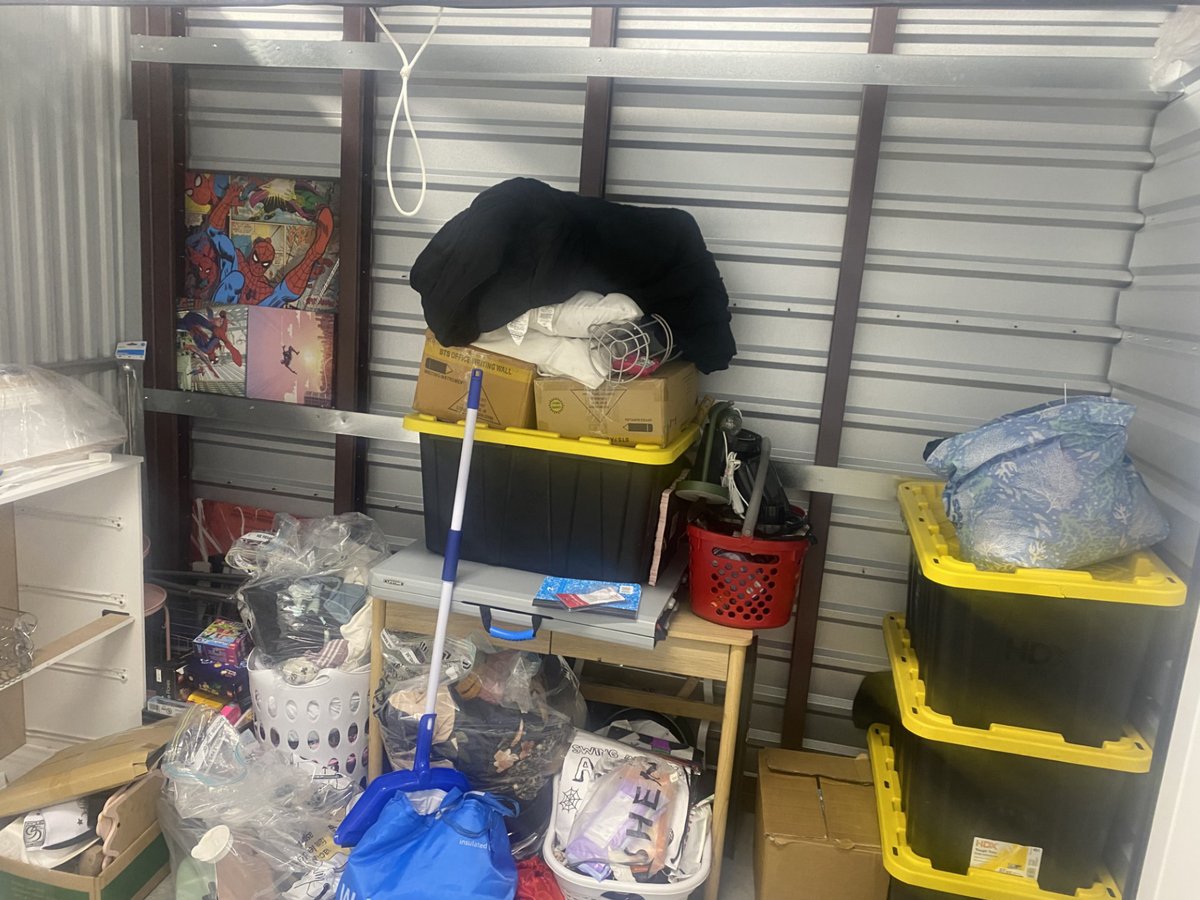 10 x 5 storage unit in Jacksonville, FL