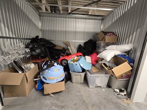10 x 8 storage unit in Newark, DE