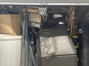 10 x 10 storage unit in Paramount, CA