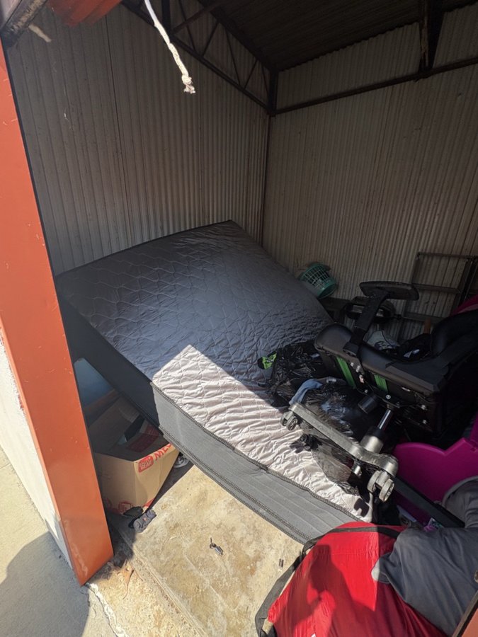 10 x 10 storage unit in Newport News, VA