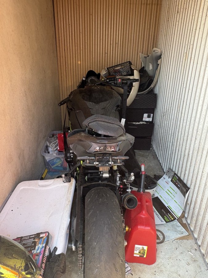 5 x 10 storage unit in Newport News, VA
