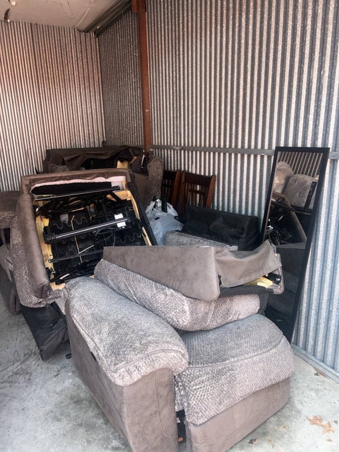 10 x 15 storage unit in Newport News, VA