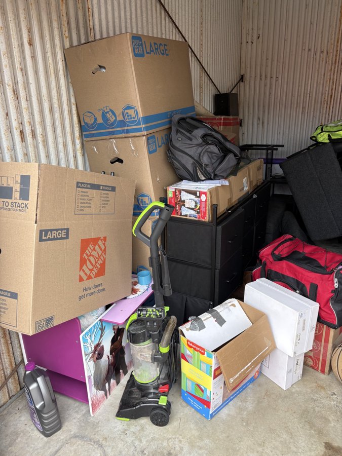 10 x 15 storage unit in Newport News, VA