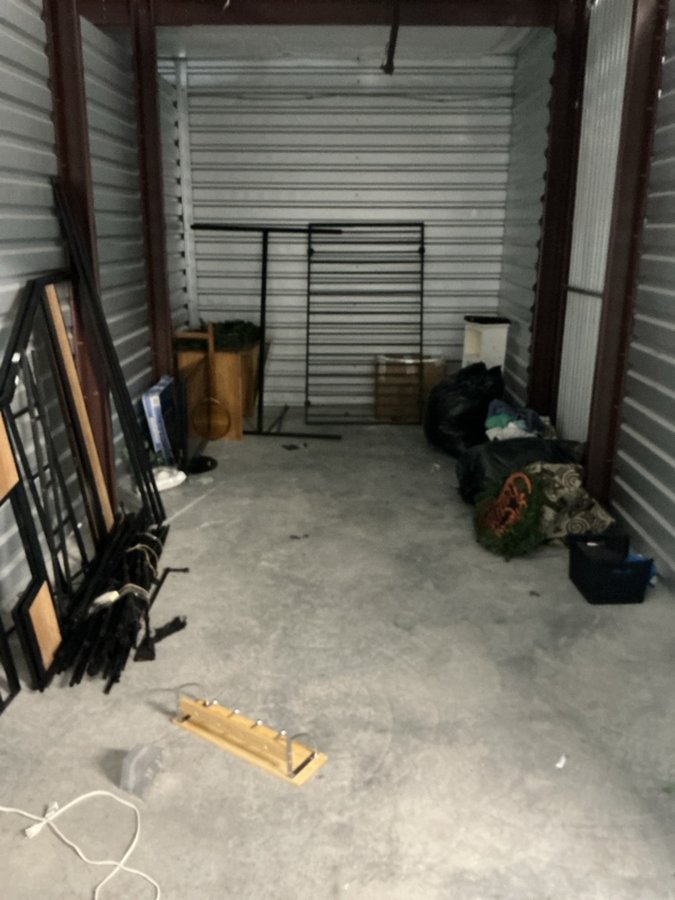 10 x 20 storage unit in Waynesboro, VA