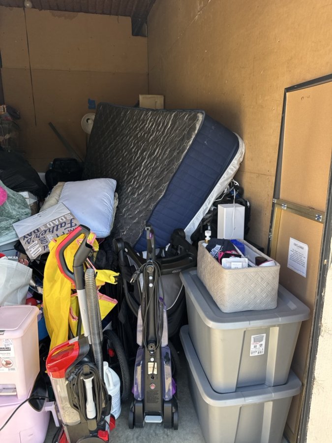 10 x 15 storage unit in Newport News, VA