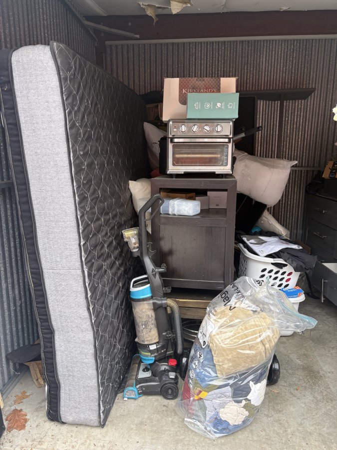 10 x 10 storage unit in Newport News, VA