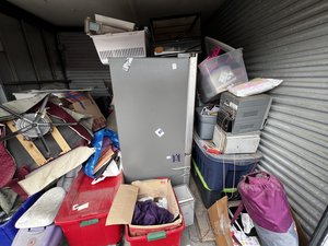 10 x 10 storage unit in Olathe, KS