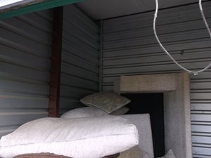 10 x 10 unit in Virginia Beach