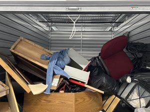 20 x 15 storage unit in Paramount, CA