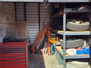 10 x 10 storage unit in Kendall, FL