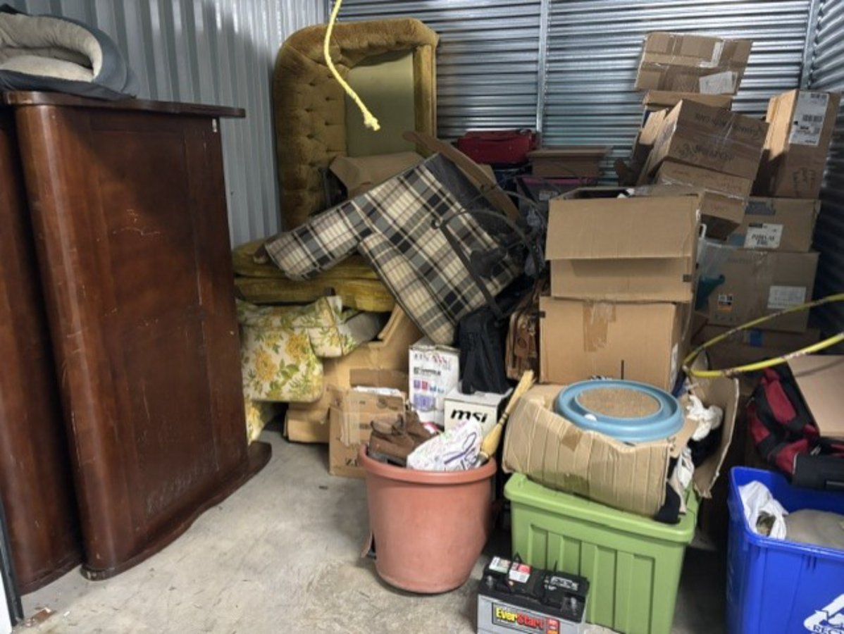 10 x 10 storage unit in Charlotte, NC