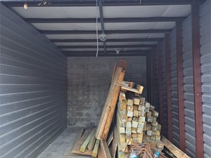 10 x 20 storage unit in Kendall, FL