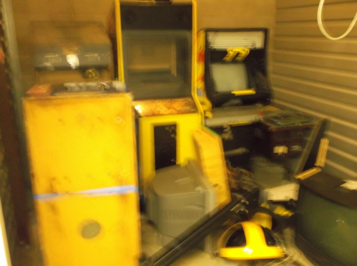 10 x 10 storage unit in Virginia Beach, VA