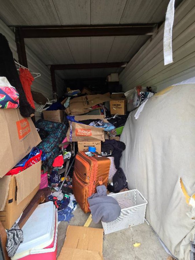 8 x 20 storage unit in Austin, TX