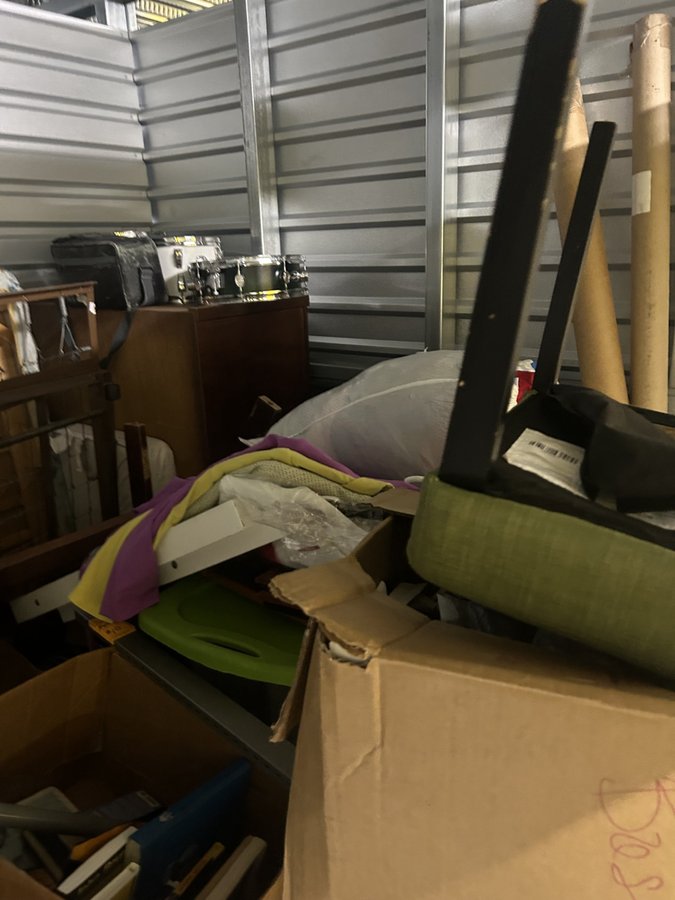 10 x 10 storage unit in Columbia, SC