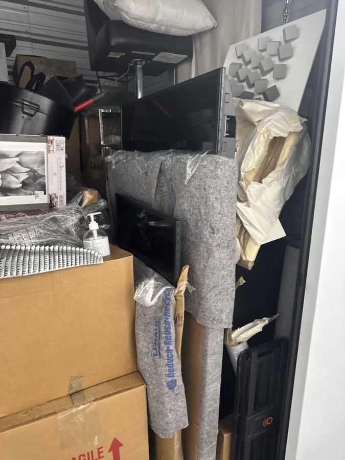 10 x 10 storage unit in Newport News, VA