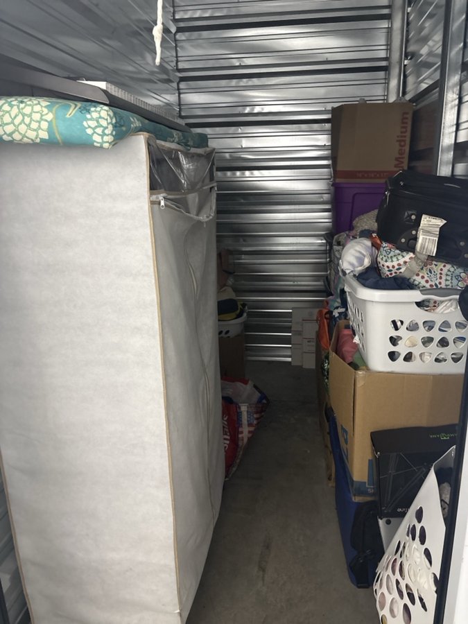 5 x 10 storage unit in Newport News, VA