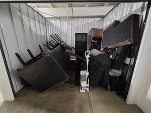 10 x 8 storage unit in Copley, OH
