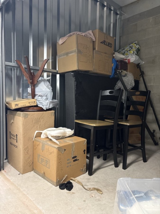 10 x 10 storage unit in Hampton, VA