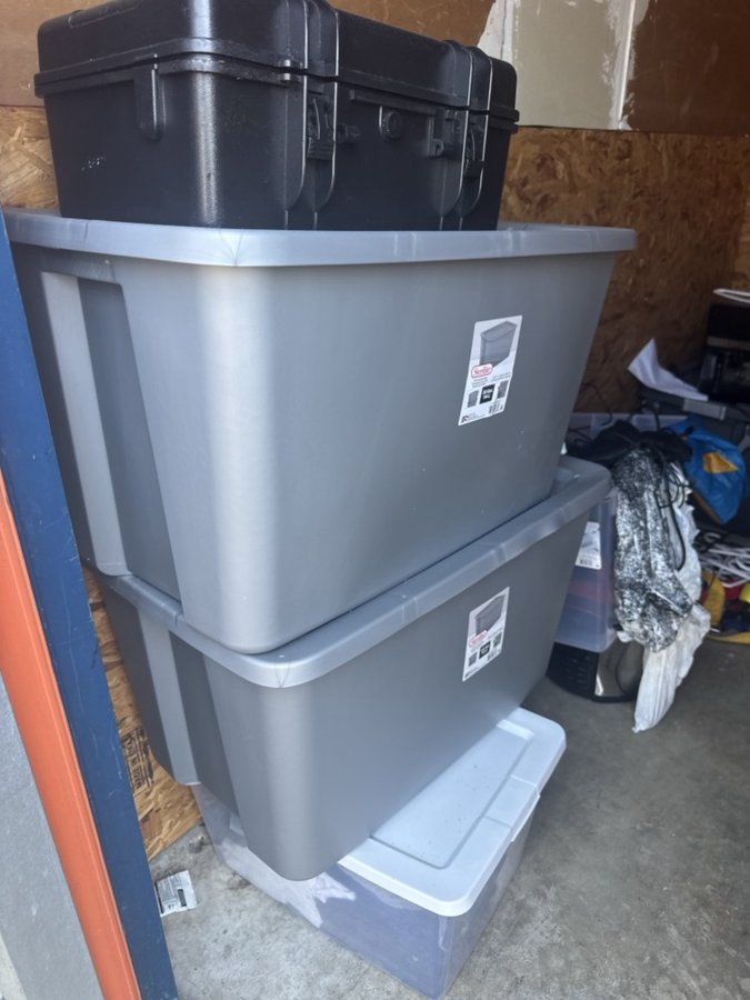 5 x 10 storage unit in Hampton, VA