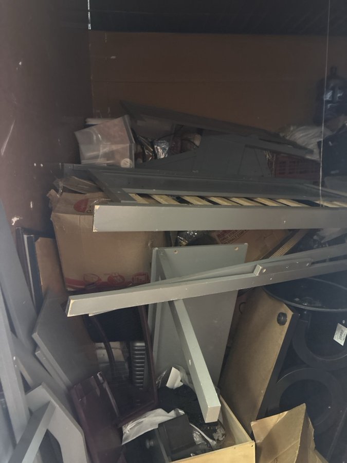 10 x 10 storage unit in Hampton, VA