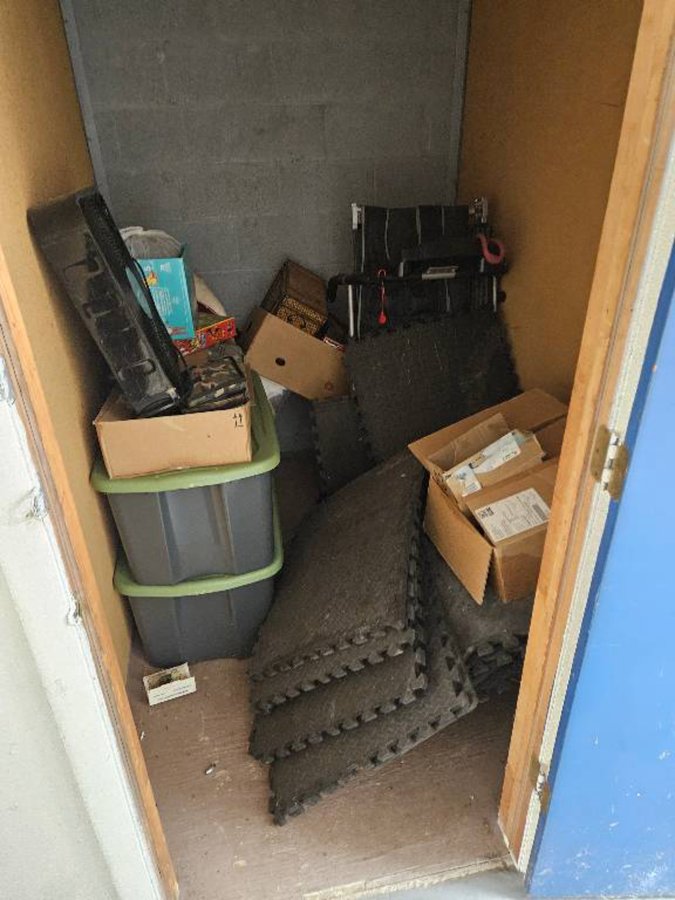 5 x 7 storage unit in Fort Wayne, IN