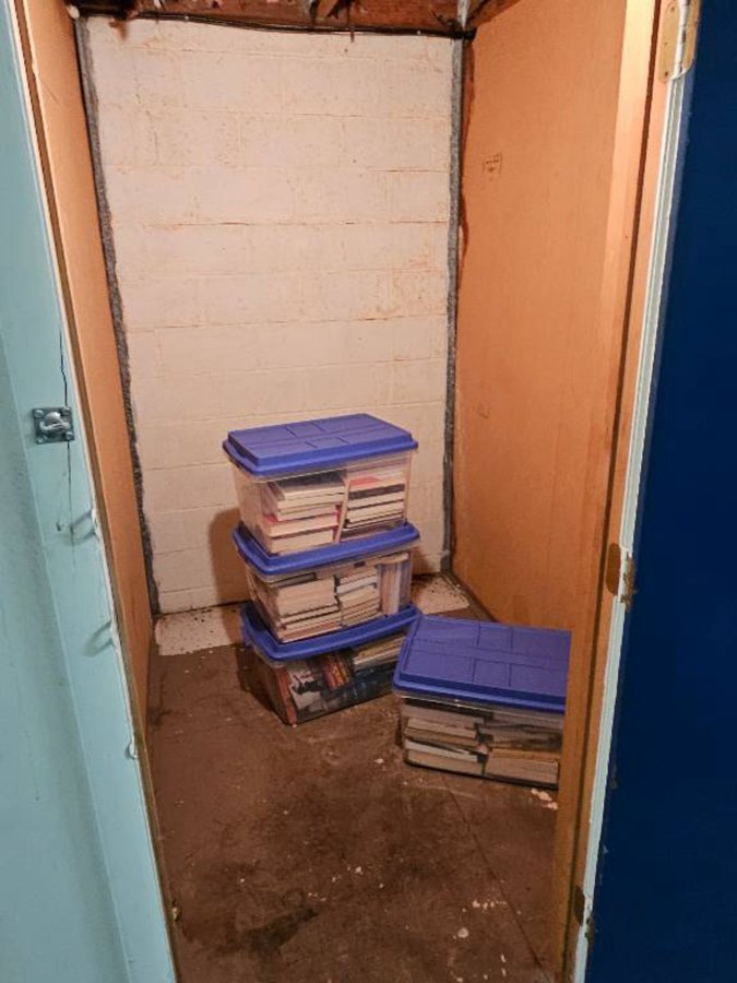 5 x 7 storage unit in Fort Wayne, IN