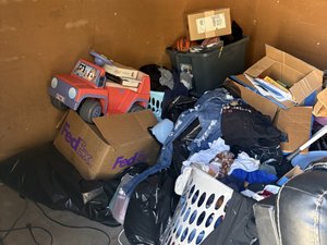 10 x 10 storage unit in Hampton, VA