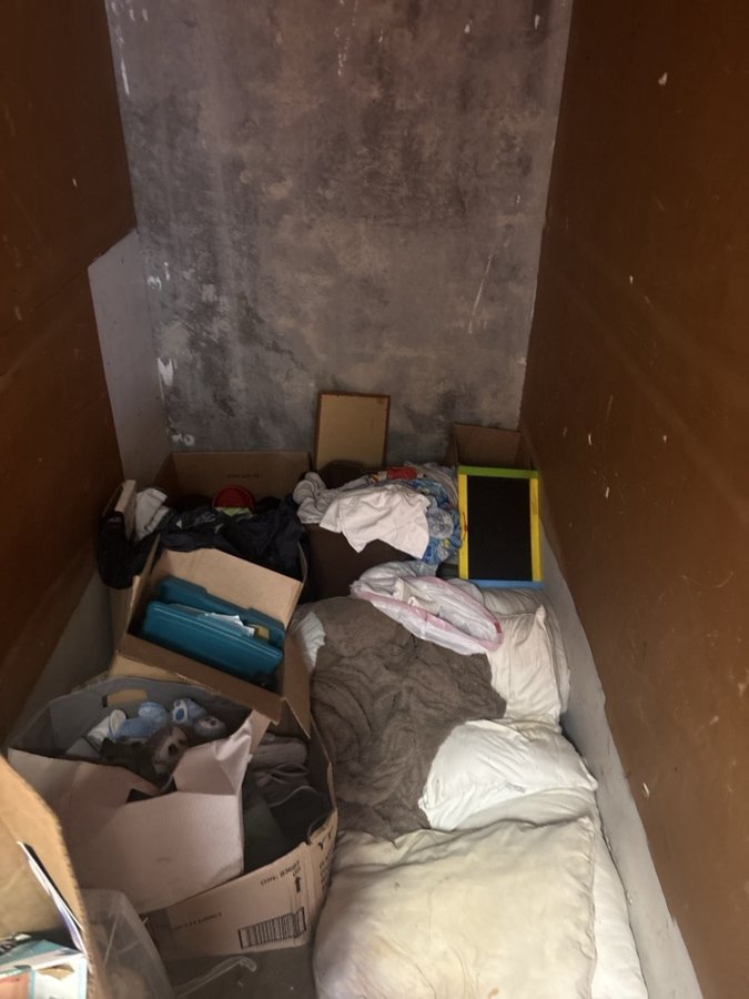 5 x 10 storage unit in Hampton, VA