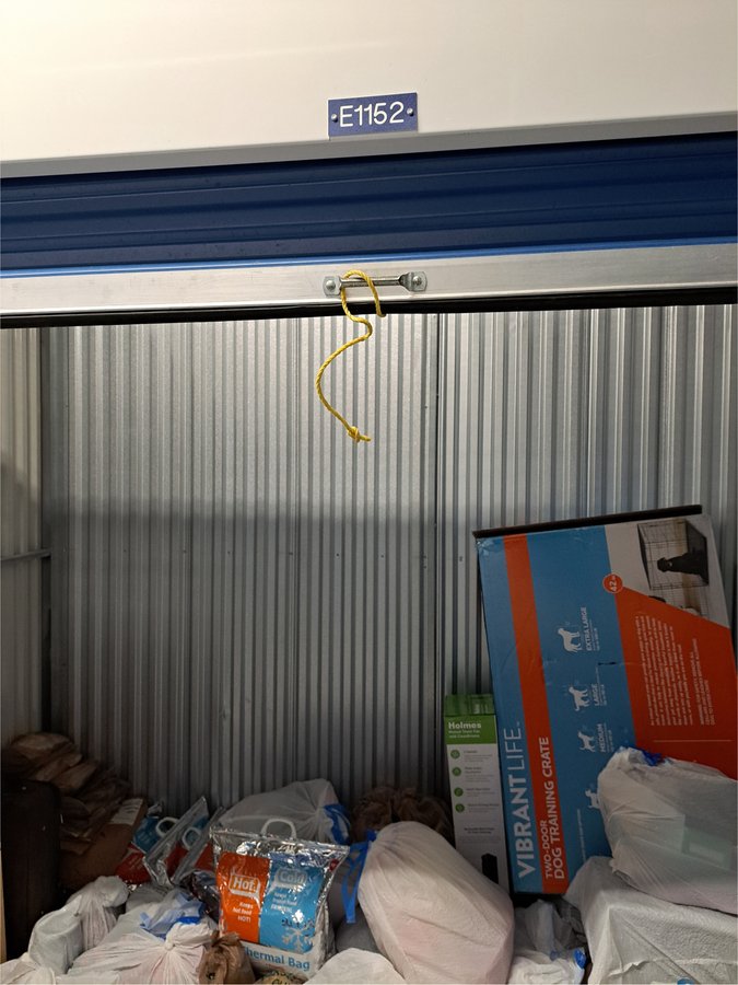 5 x 10 storage unit in Kendall, FL