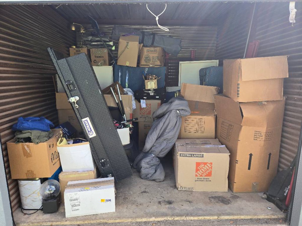 10 x 10 storage unit in Austin, TX