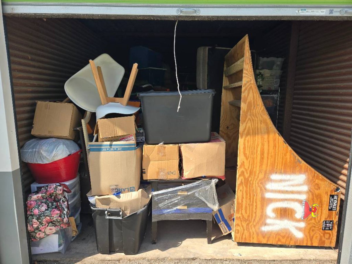10 x 30 storage unit in Austin, TX