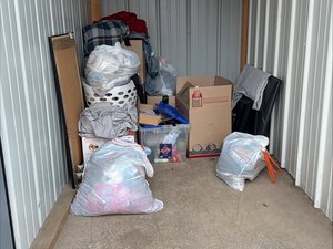 5 x 10 storage unit in Dekalb, IL