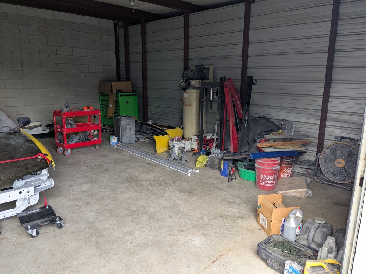 20 x 25 storage unit in Virginia Beach, VA