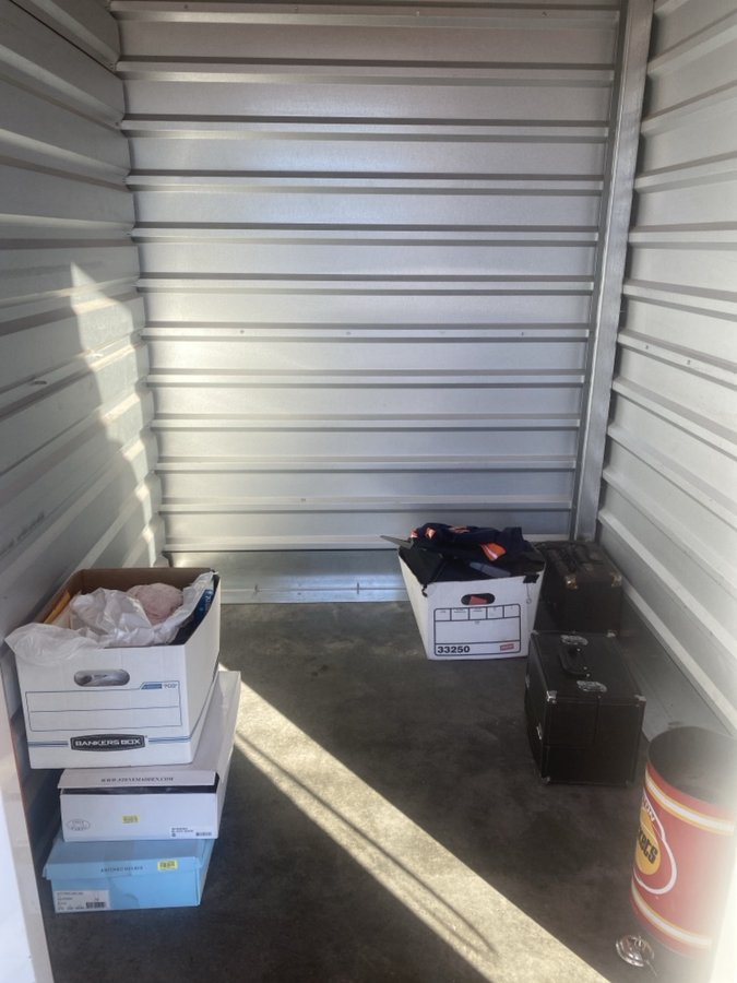 5 x 5 storage unit in Phoenix, AZ