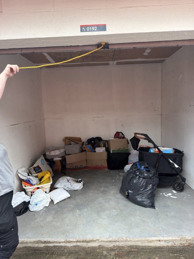 10 x 10 storage unit in Virginia Beach, VA