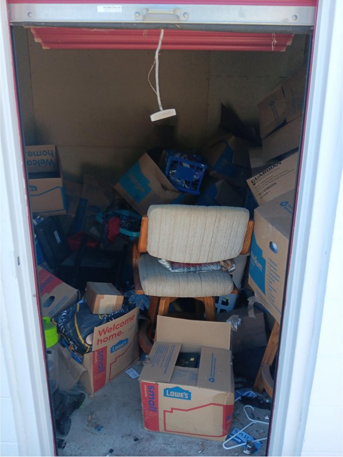 10 x 10 storage unit in Muncie, IN