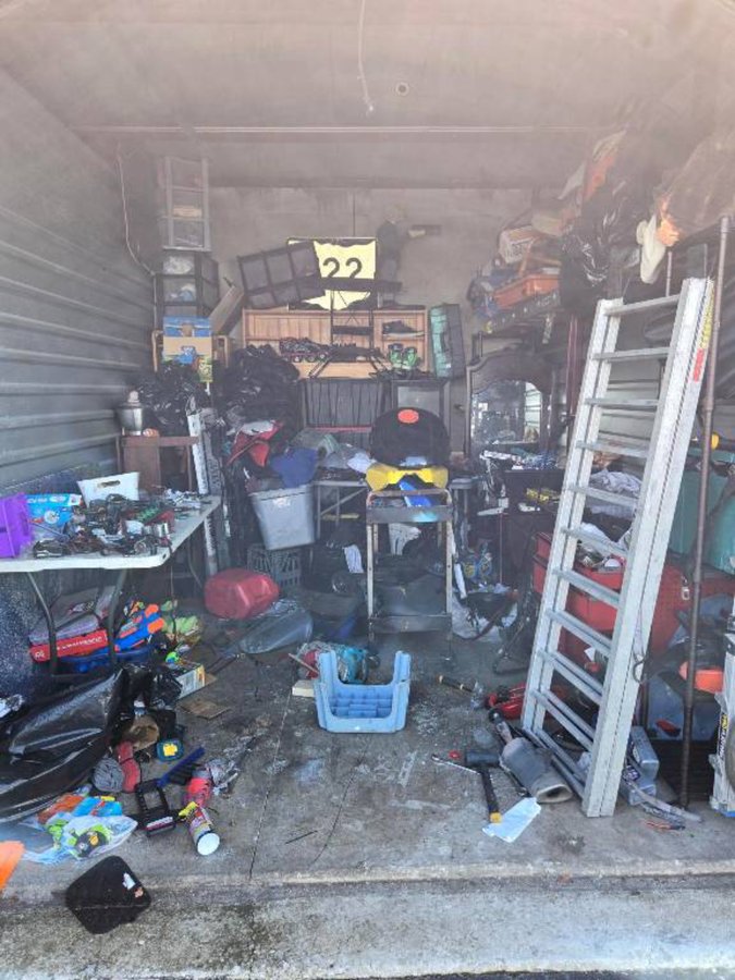 10 x 15 storage unit in Englewood, FL